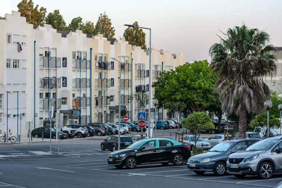 Carcavelos — Vila Viçosa (Portugal)