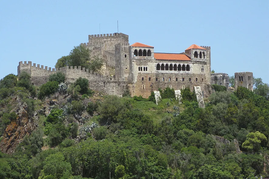 Leiria Castle — Mondego River (Portugal)