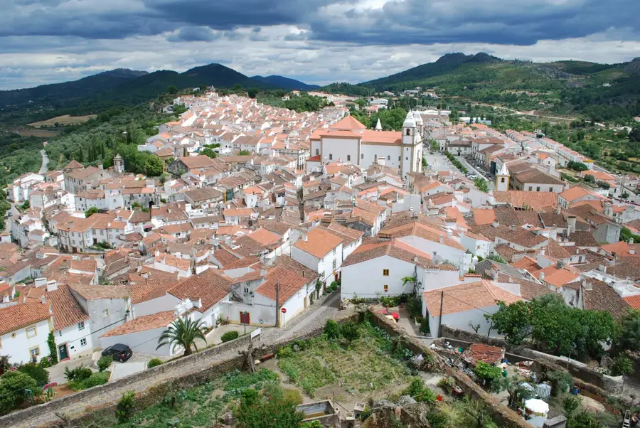 Castelo de Vide — Insula Mafia (Tanzania)
