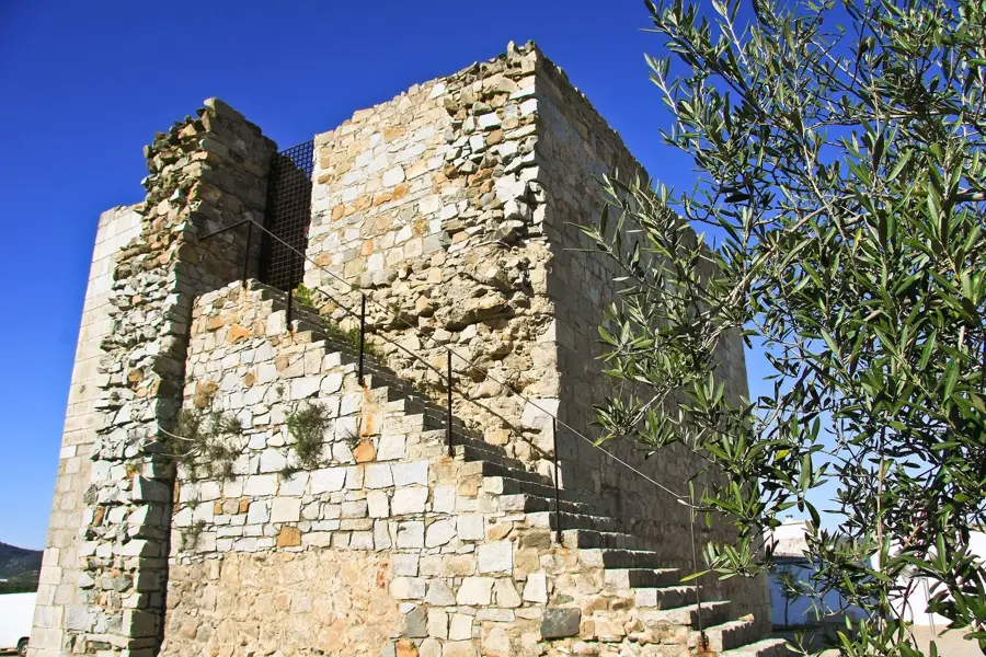 Vidigueira Castle — Alentejo Olive Groves (Portugal)