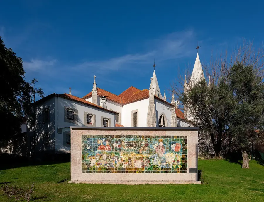 Biserica Santo Condestável — Pădurea Națională din Mafra (Portugalia)