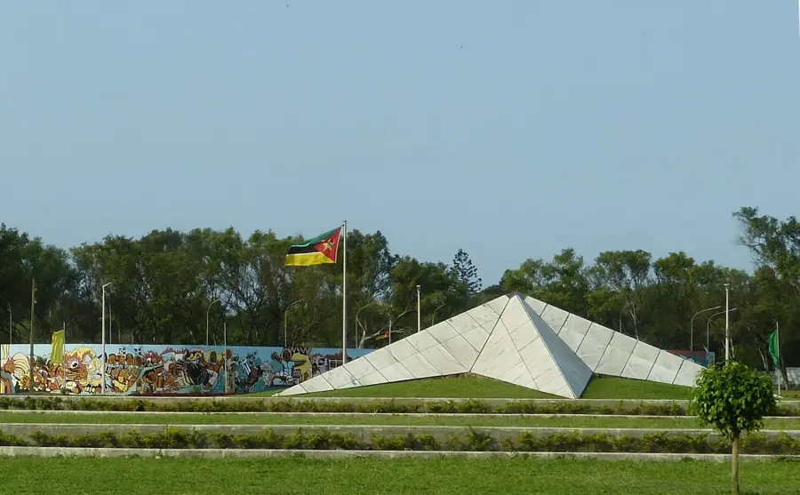 Praça dos Heróis Moçambicanos — Maputo (Mozambique)