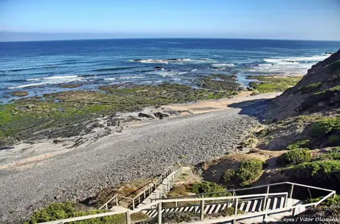Praia de Vale dos Homens