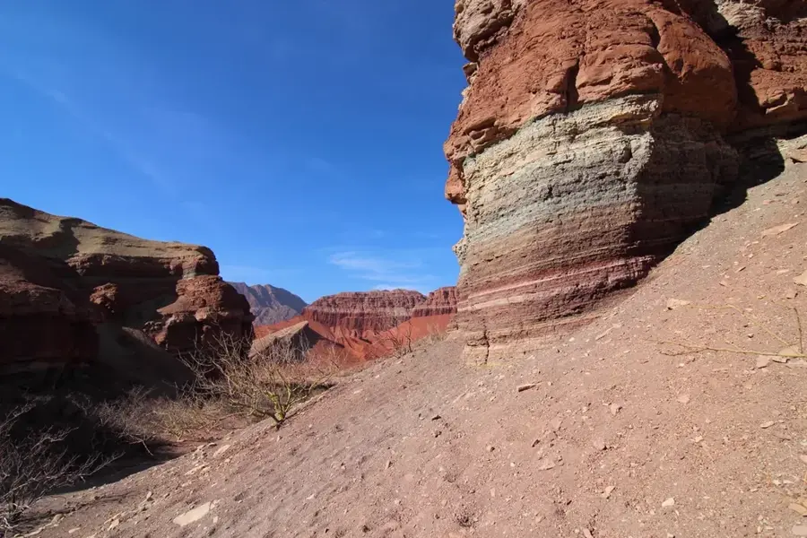 Quebrada de las Conchas — Llullaillaco (Argentina)