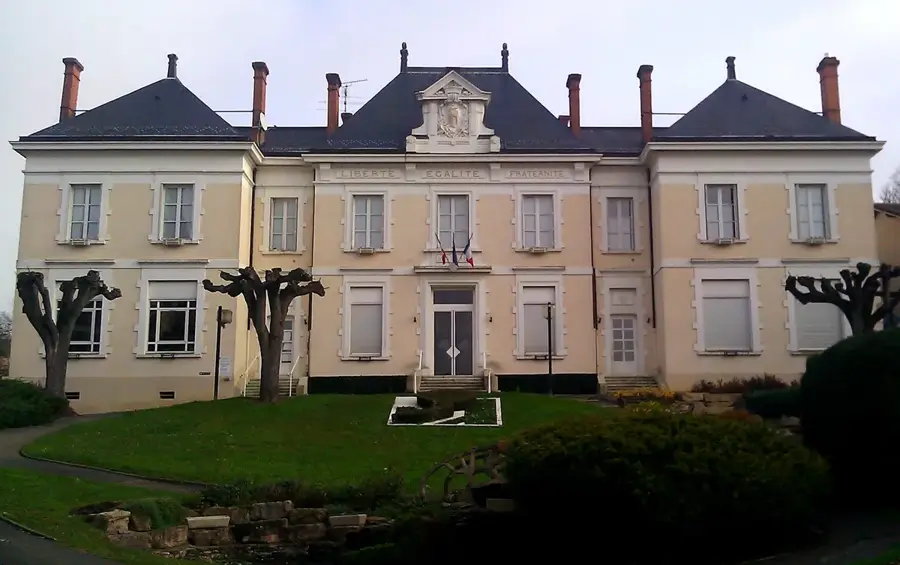 Reyrieux – city