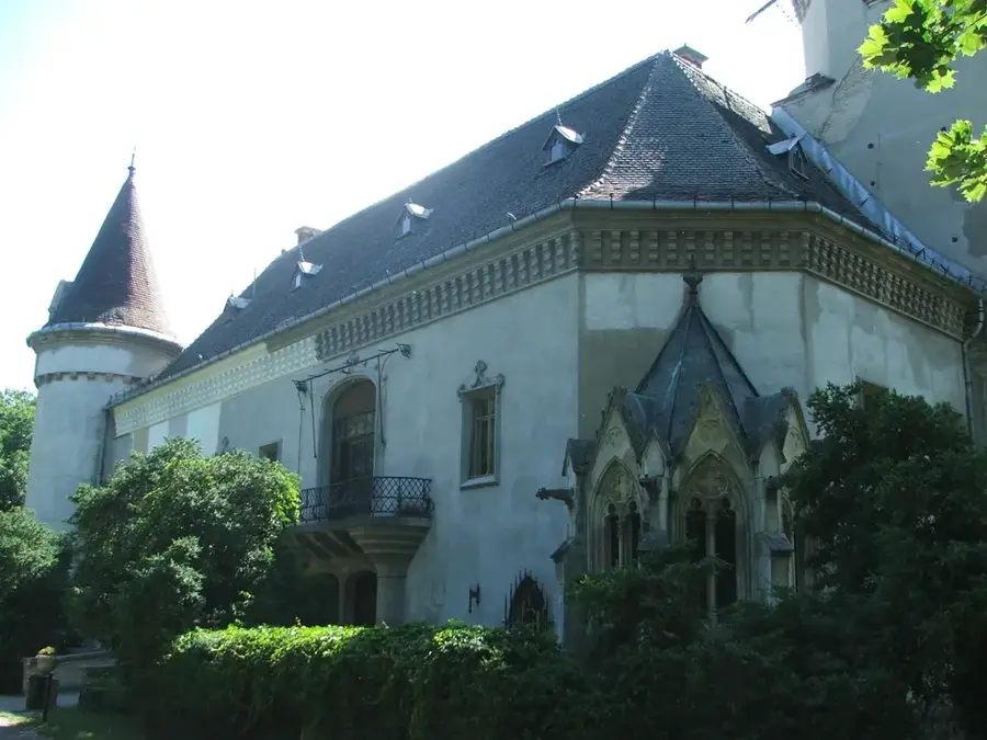 Castelul Károlyi — Tășnad (România)