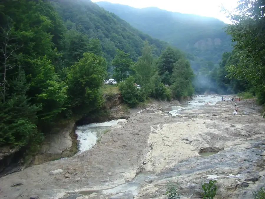 Parcul Natural Putna-Vrancea — Râul Putna (România)