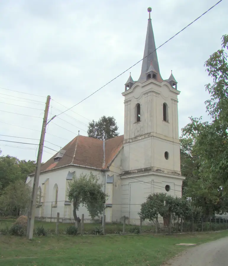 Castelul Teleki din Gornești — Lacul Ursu (România)