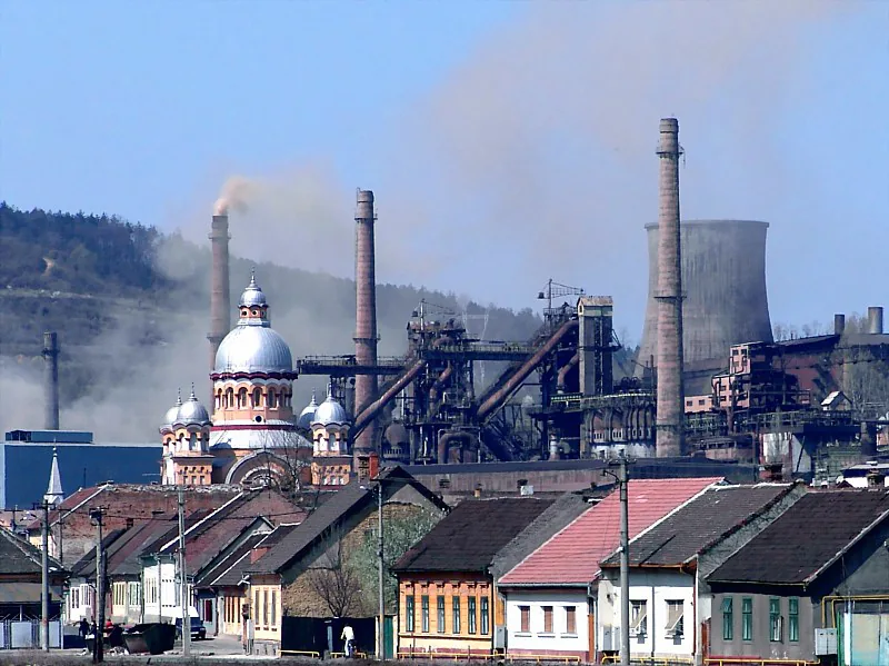 Monumentul Muncitorului Industrial Reșița — Băile Herculane (România)