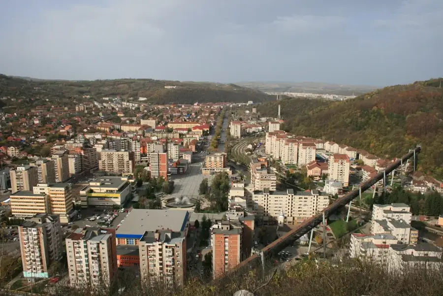Casa de Cultură Reșița — Băile Herculane (România)