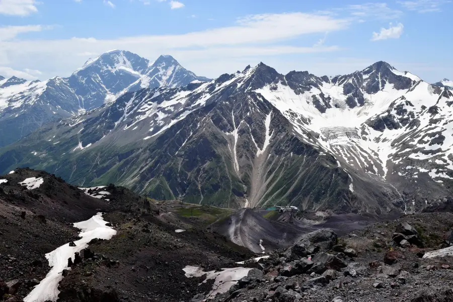 Mount Koshtan-Tau