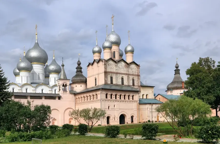 Turnul cu clopote din Kremlinul din Rostov