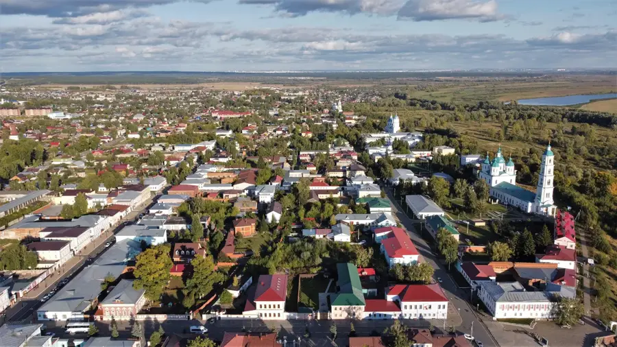 Elabuga — Cetatea Izborsk (Rusia)