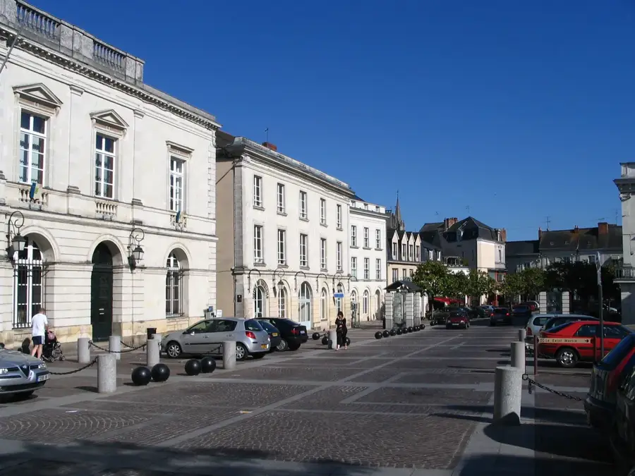Sablé-sur-Sarthe – city