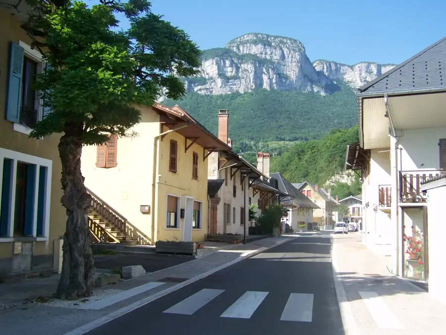 Saint-Alban-Leysse – city