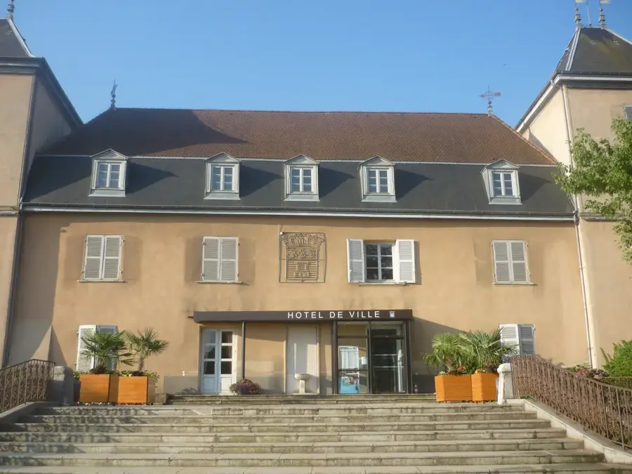 Saint-Bonnet-de-Mure – city