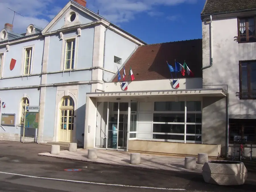 Saint-Marcel — El Buur (Szomália)