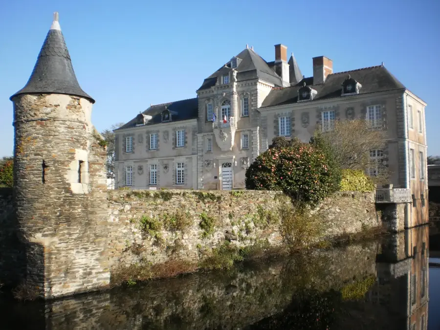 Sainte-Luce-sur-Loire – city