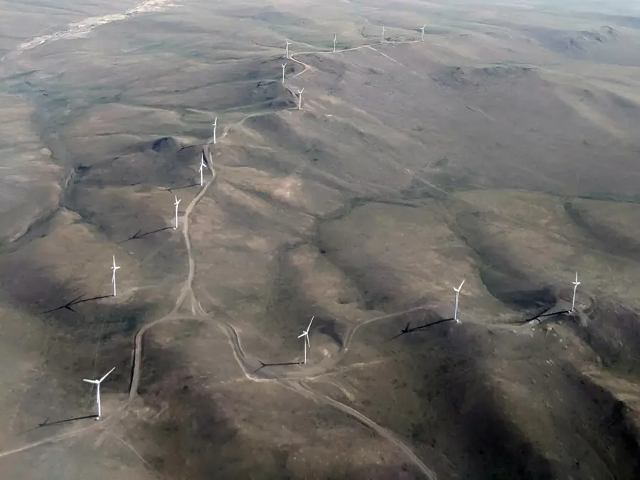 Salkhit Wind Farm — Aglag Buteel Monastery (Mongolia)