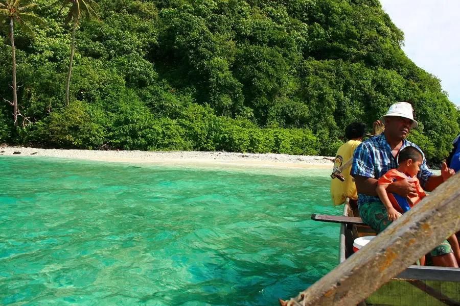 Manono Island Reefs