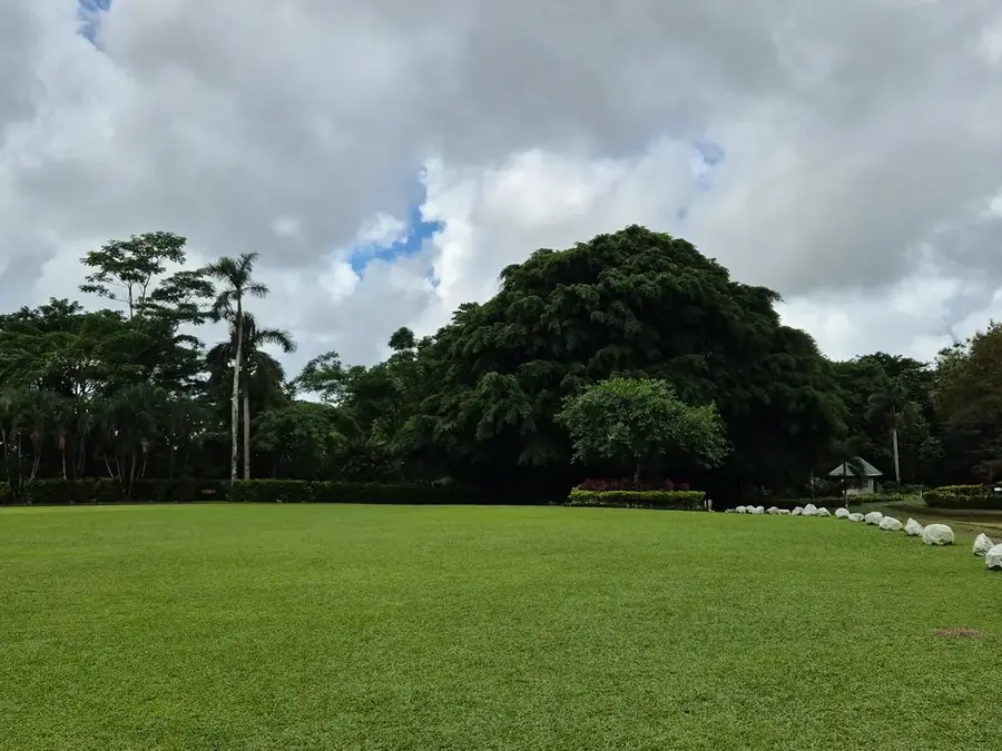 Mormântul lui Robert Louis Stevenson — Vila Vailima (Samoa)