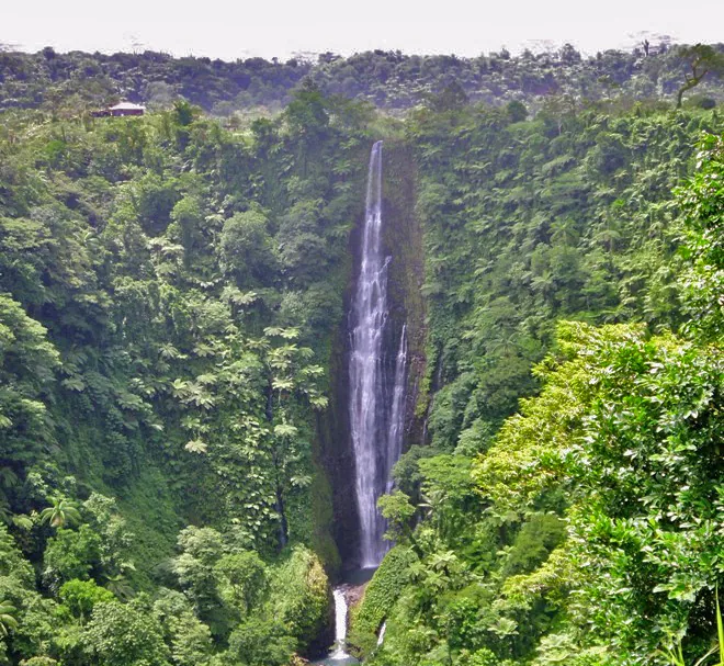 Papapapaitai Wasserfälle — Antike Brunnen von Siumu (Samoa)