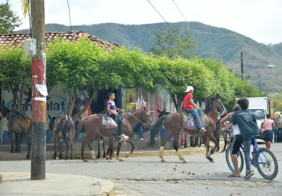 Santa Rosa del Peñón — Botaderos Mountains (Honduras)