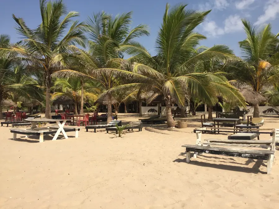 Punctul de debarcare a peștelui din Sanyang — Gunjur (Gambia)