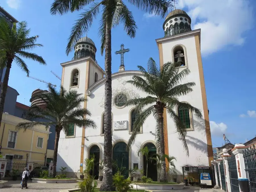 Ruinen der Kathedrale São Salvador — Soyo (Angola)