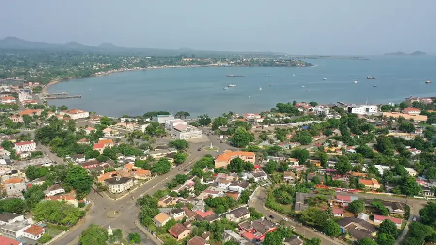 São Tomé — Podul peste râul Água Grande (São Tomé și Príncipe)