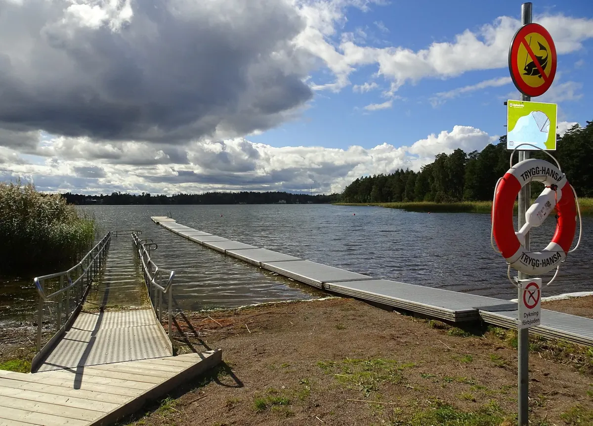 public beach Lillsjön