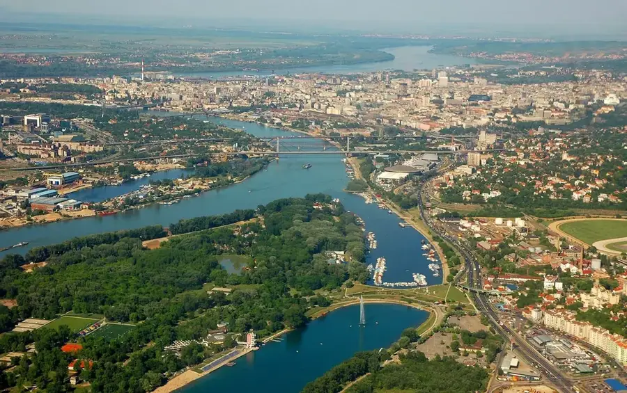 Mănăstirea Žiča (reper) — Mănăstirea Ljubostinja (Serbia)