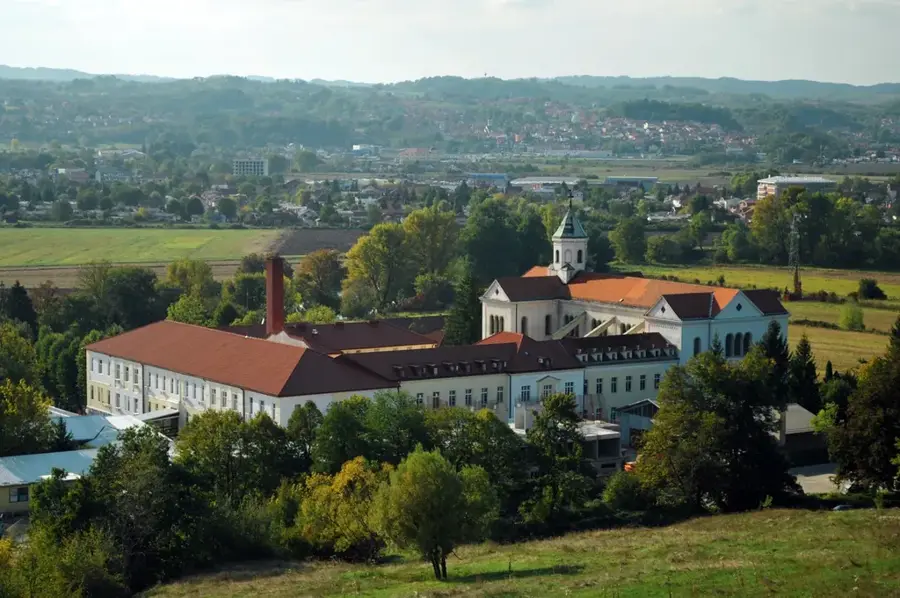 Mănăstirea Banja — Andrićgrad (Bosnia și Herțegovina)