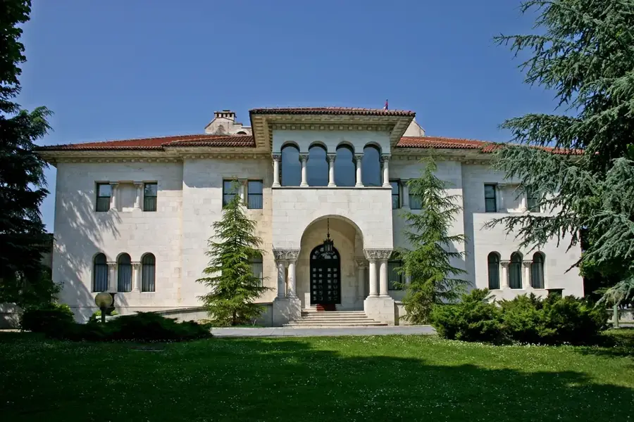 Old Palace, Belgrade — Rospi Ćuprija Wetlands (Serbia)
