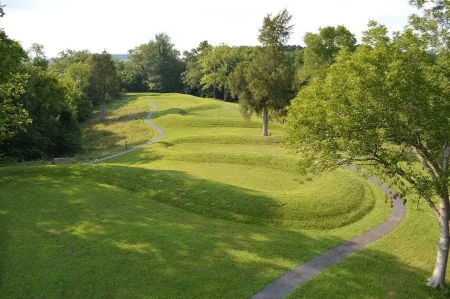 Serpent Mound — Cincinnati (United States)