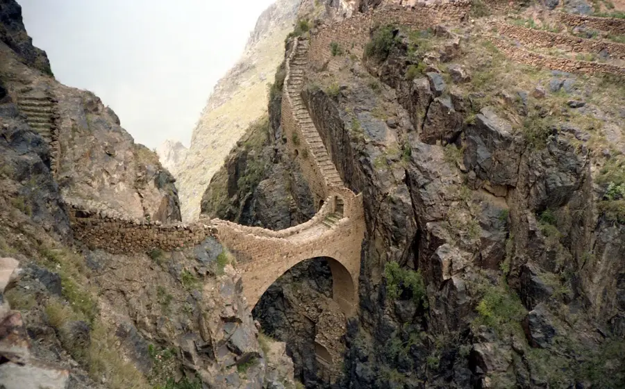Shaharah Bridge — Amran (Yemen)
