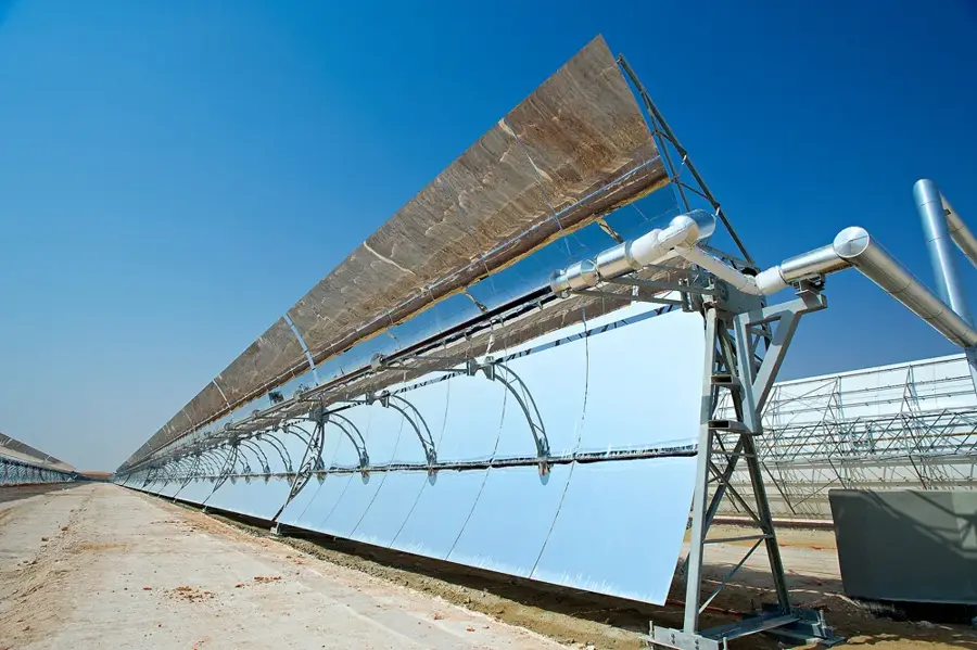 Centrala Solară Shams — Al Mirfa (Emiratele Arabe Unite)