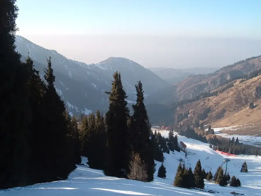 Skigebiet Schymbulak — Kök-Töbe (Kasachstan)