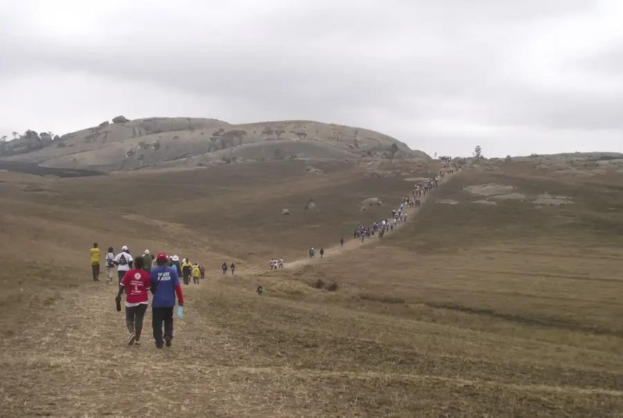 Sibebe-Fels — Luphohlo-Stausee (Eswatini)