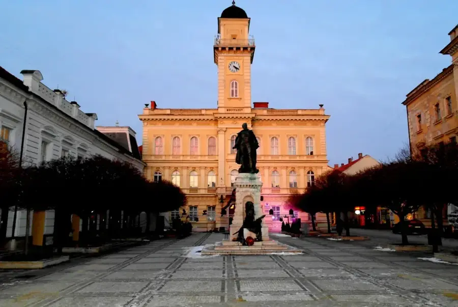 Komárom — Korpona (Szlovákia)