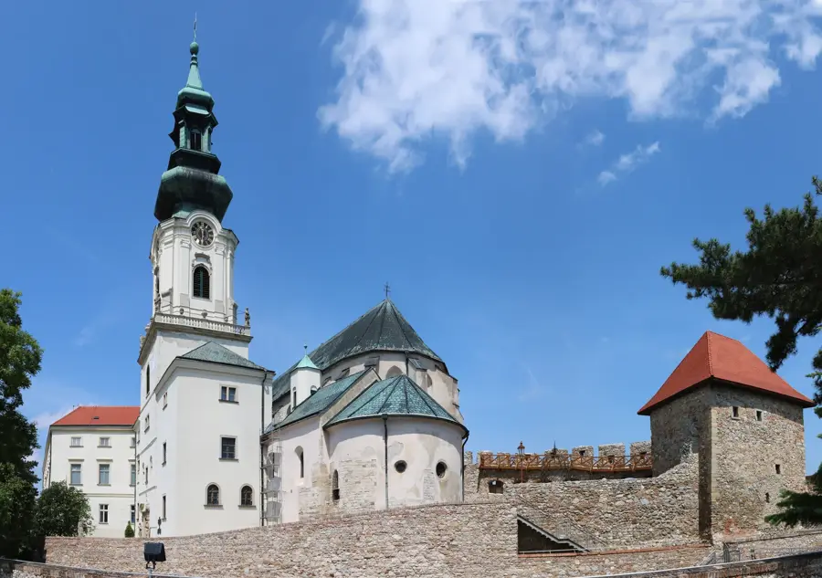 Nyitra — Korpona (Szlovákia)