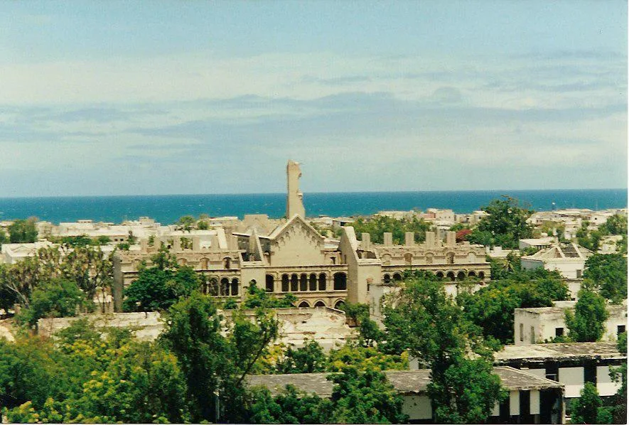 Ruinele Catedralei din Mogadishu — Moscheea Arba'a Rukun (Somalia)