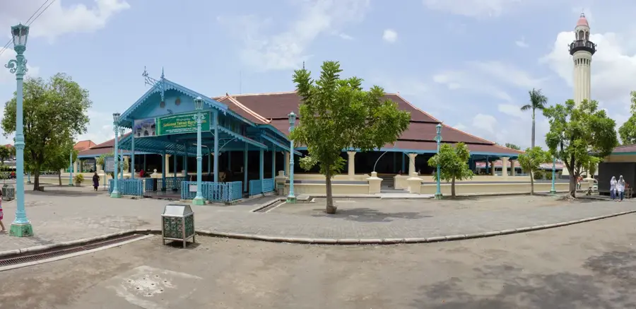 Surakarta (Solo)
