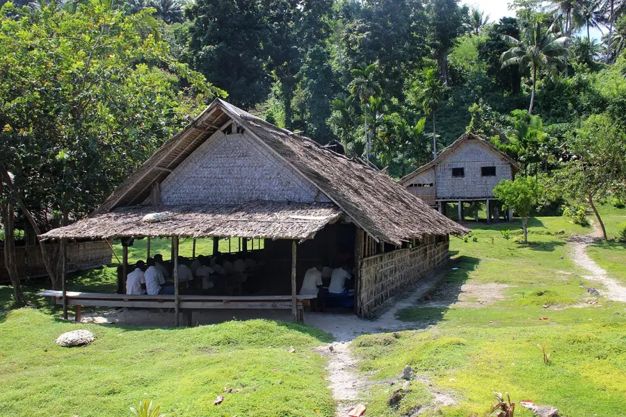 Creasta Florida — Piața Centrală Auki (Insulele Solomon)