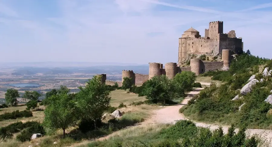 Burg Loarre — Kismayo Gewässer (Somalia)