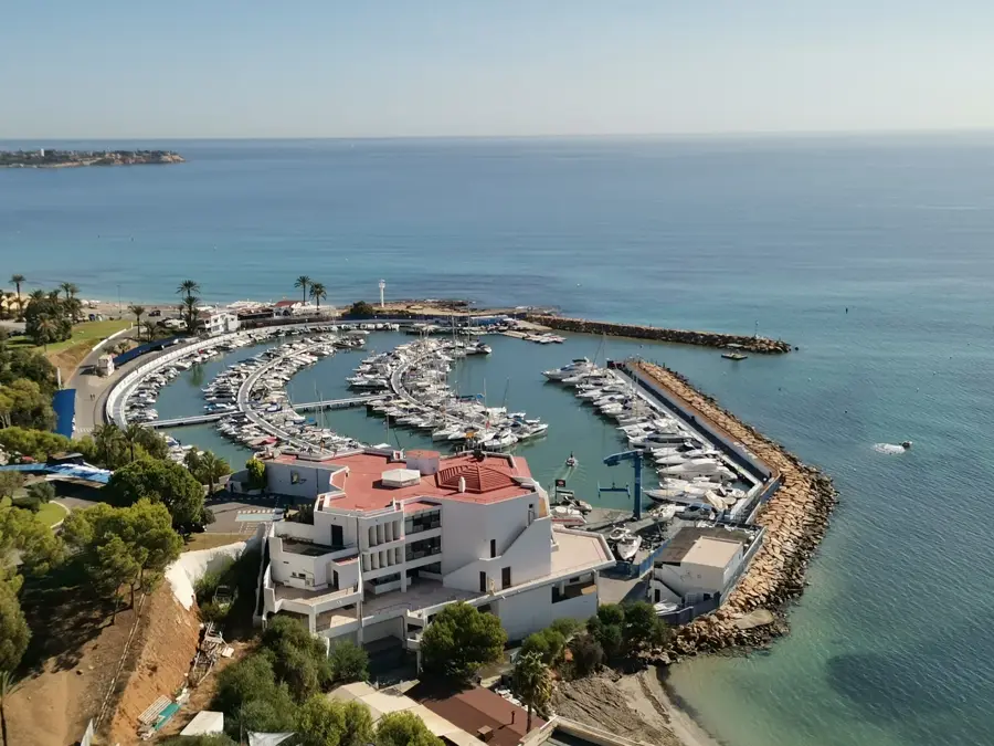 Dehesa de Campoamor – oraș