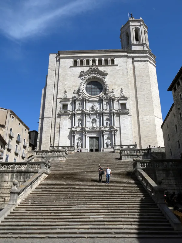 Kathedrale der Heiligen Theresa — Karera-Wasserfälle (Burundi)