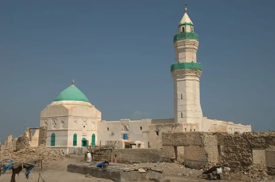 Suakin Altstadt-Ruinen — Meroë-Pyramiden (Sudan)