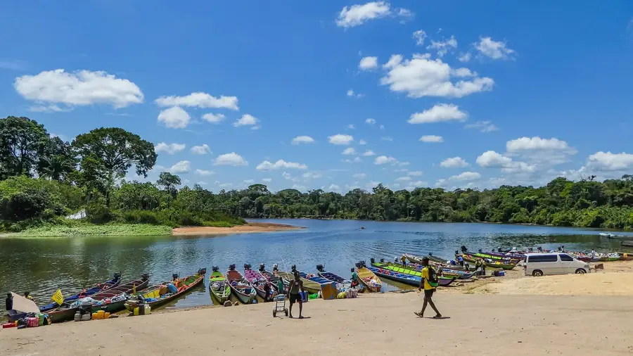 Atjoni — Lelydorp (Suriname)