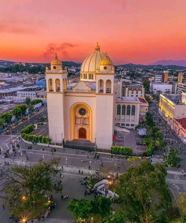 San Salvador — Cerro Azul (El Salvador)